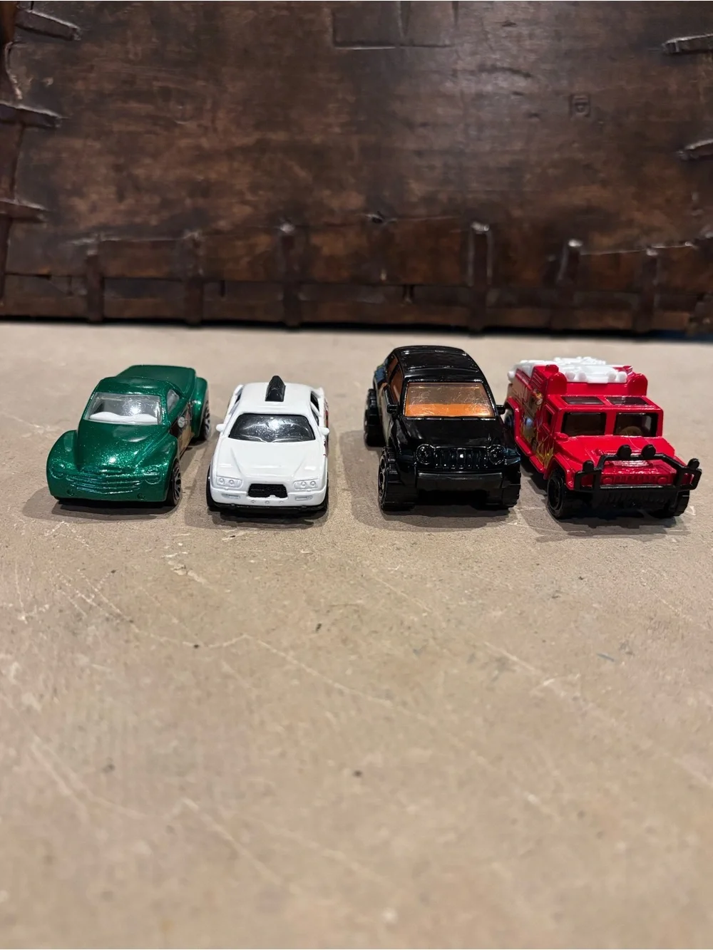 Matchbox Scooby-Doo! Die-Cast Metal Cars. Lot of 4